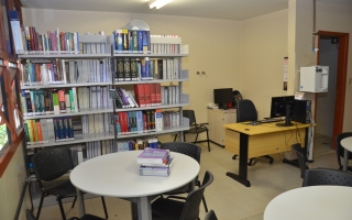 Biblioteca Setorial Hospital de Clínicas de Uberlândia - UFU